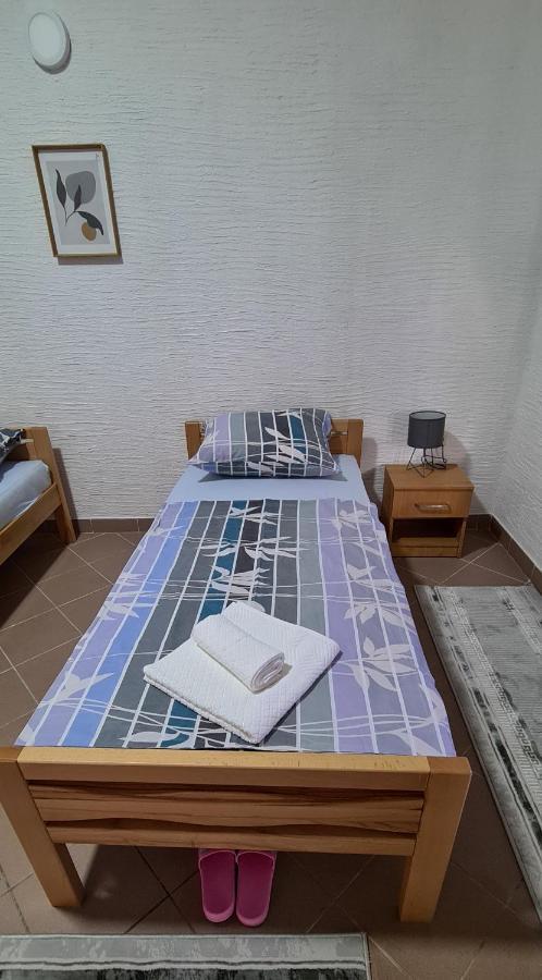 Prenociste Dubravka Apartment Livno Exterior photo